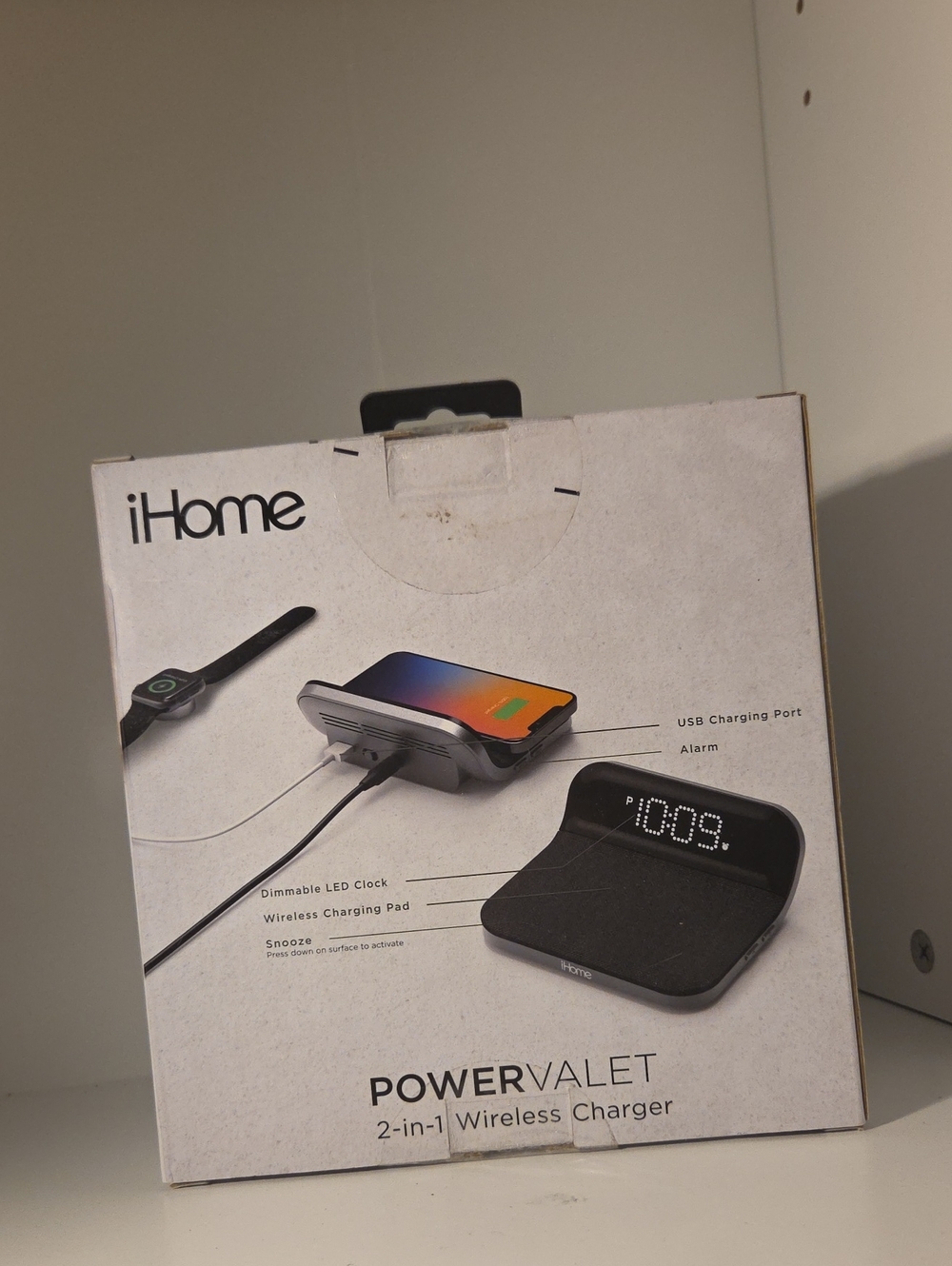 iHome White and Black Wireless Charging Alarm Station